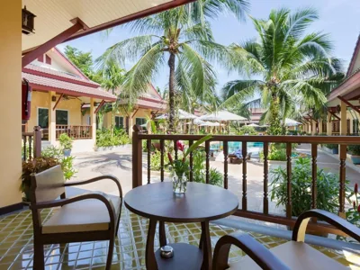 Deluxe Villa con vistas a la piscina — Le Piman Resort
